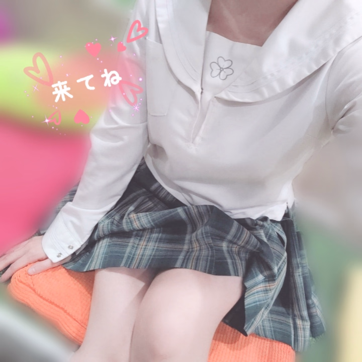 初めてのセーラー服！
学生の時は全部ブレザーだったから、少し緊張…💭

ラストまで出勤してます🔥
いつも通り2号館です✌

まってます✨️