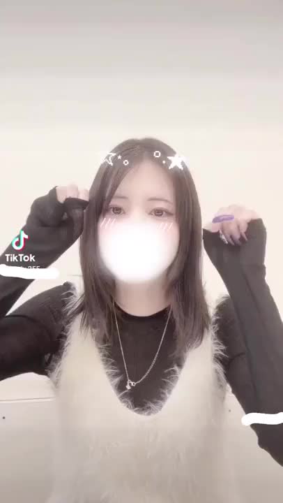 20:30まで待ってます☺️


今日出勤したら当分出勤出来ないので

今日たくさん会いに来てくれると嬉しいです♡