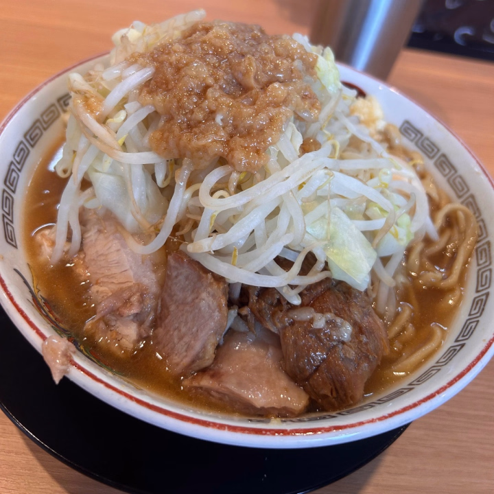 こんばんは🌙りまです( ᴗ ̫ ᴗ )
今日も1日お疲れ様でした🫶🏻
今日はどんな1日でした?🥺🥺
りまは朝から大好きラーメン食べて
東リベみて呑気な1日過ごしたよ✌🏻ᴖ ̫ᴖ
最近ラーメン欲やばかったから
過剰摂取できて幸せすぎた…🍜
お兄様のおすすめのラーメン屋
あったらぜひ教えてください😌🩷
そしてそして
今週の出勤のお知らせ📢♡
12日金曜日13時〜0時
13日土曜日 7時〜0時
14日日曜日 7時〜23時 です.ᐟ.ᐟ
今週も素敵なお兄様と出会えますように💖
いっぱいお兄様のこと教えてね❤︎
それではまた更新します♡︎ᵎᵎᵎ