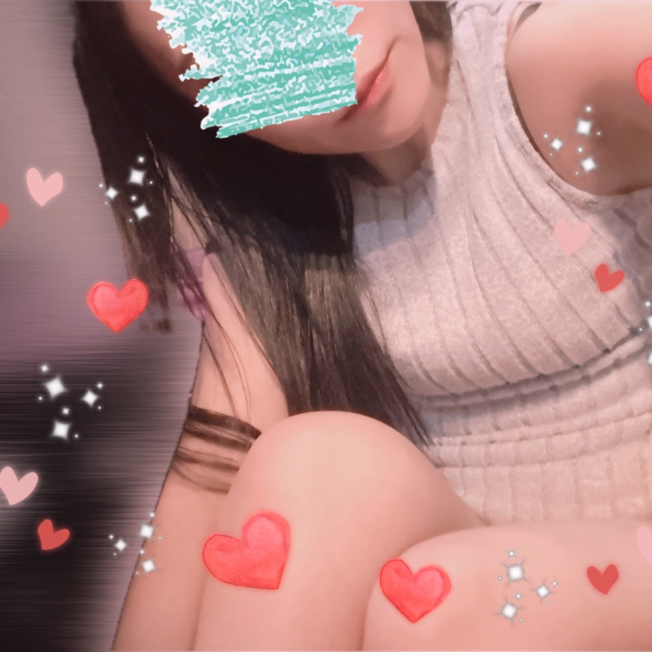 カッパ着てたのに？てくらいデニム濡れてしまた(#ﾟДﾟ)

今日はデニムをまず干すことから始めよう〜。

今日も一日よろしくお願いします🙇‍♀️♡