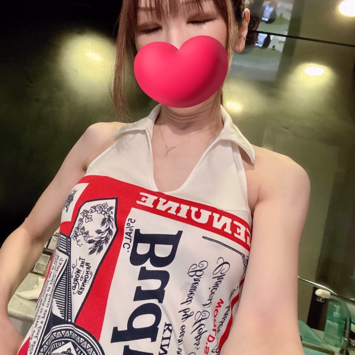 こんばんわんこ🐶💕

27日(水)まで東京シーメール倶楽部
出勤しております♥️

((((((/´З`)/ﾁｭﾁｭﾁｭｩｳｳｳｳ

事前のご予約も当日のご予約も
まだまだお待ちしてまっする💪💋


竿あり・玉なし
豊胸Eカップ（美乳）
AF→◎
逆AF→◎


■AF、逆AF、イラマチオ、目隠し、電マ、前立腺マッサージ、オイルマッサージ
→無料


❤︎可愛ゆい❤︎