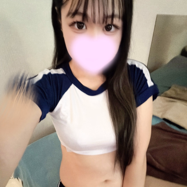気づいたらもー夕方だね！

今日はどんな一日だった？？

頑張ったご褒美にみほりと一緒に癒しの時間過ごしませんか！！

まだまだ元気にお待ちしてるのでお時間が合うお兄様はぜひ会いに来てねん💕

会えるの楽しみに待ってます🐶