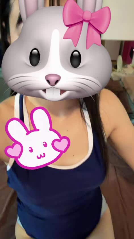 今日は水着の動画載せてみたよ🤭🩵

少しでもドキってしてくれたら嬉しいなっ♡

感想も聞かせてねん🥹

動画だけじゃ伝わらない魅力もあるから是非会いに来て確かめてね💕︎✨️