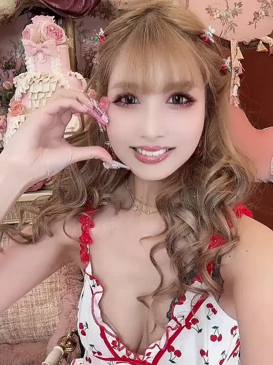 良いよね、赤いハイヒール👠♡
CHIAKIの美脚が気になる方は
X@GINGIRA_CHIAKI3
Instagram@GINGIRA_CHIAKI
まで遊びにおいで❤️❤️