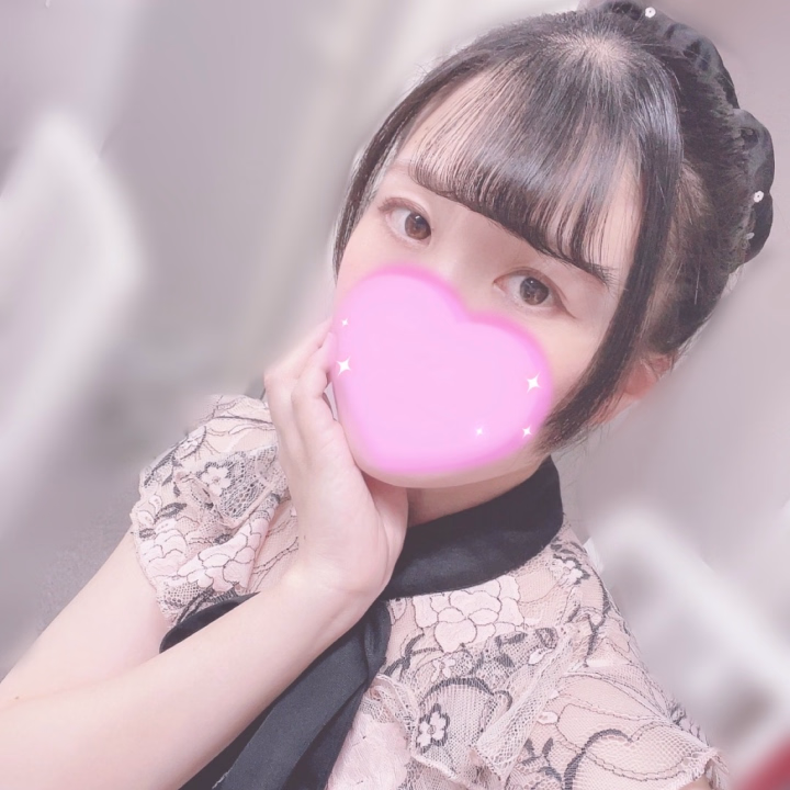 こんばんわ〜🌙*.｡えみるだよ🧡🫧｡


今週も1週間頑張り合おうね！
今日も元気に出勤したよ！

土日寒くてなのに今日は暑くて
寒暖差でやられてない？大丈夫？😖

えみると一緒に温まろうね𓏸𓈒𓂃🫧


今日も待ってるよ𓂃🎀𓈒𓏸