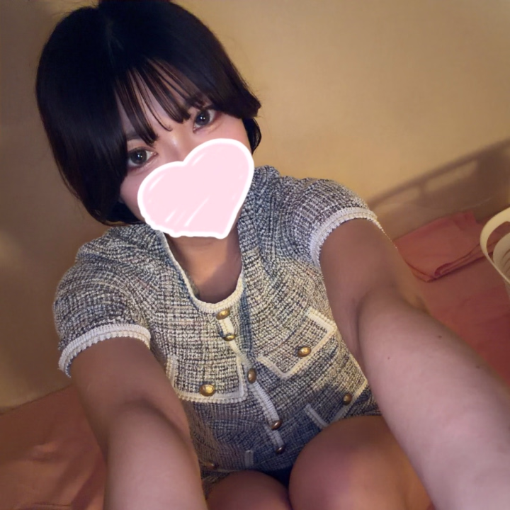 おはようございます☀️

本日7時〜16時までいます！
久しぶりの7時だったので頑張って早起きしました✨

早起きが得意なお兄様！
あゆかと朝から一緒に過ごしませんか？
一緒にいられたら嬉しいな☺️