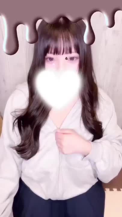 マシュマロよりふわふわなめろんのおっぱい‎でめろめろになって👀💕︎︎
ノーブラ、、だよぉ🍈🍈