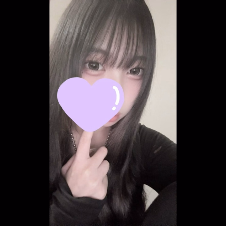 本日12日も元気よく出勤です♪
19-3時半での受付💁‍♀️となっておりますのでどしどしご予約お待ちしております❤︎

本日も色々な方に出会えること心から願っております❗️

昨日のお礼
初っ端60分
最初は色んなお話をしてから
プレイでお話中はすごくワイワイわちゃわちゃしてたのに
プレイになるとちょっとM気質になるお兄様がとても可愛くて
いじめがいがあって最後は
おっぱいにフィニッシュだったね
また来てね❗️

その次60分
最初から最後まで優しくて
けど、プレイになるとやっぱり
お兄様が攻められる側で
私も楽しくなっちゃって
いっぱい亀頭攻めしちゃった😛
またきてね❗️

その次75分のお兄様
3年ぶりの風俗に来たって言ってて
ちょっと緊張気味だったけど
最初はお話しして緊張もほぐれてたっぽくてプレイになるとずっとスタイル褒めてくれててすごく嬉しかったよ！
またきてね❗️