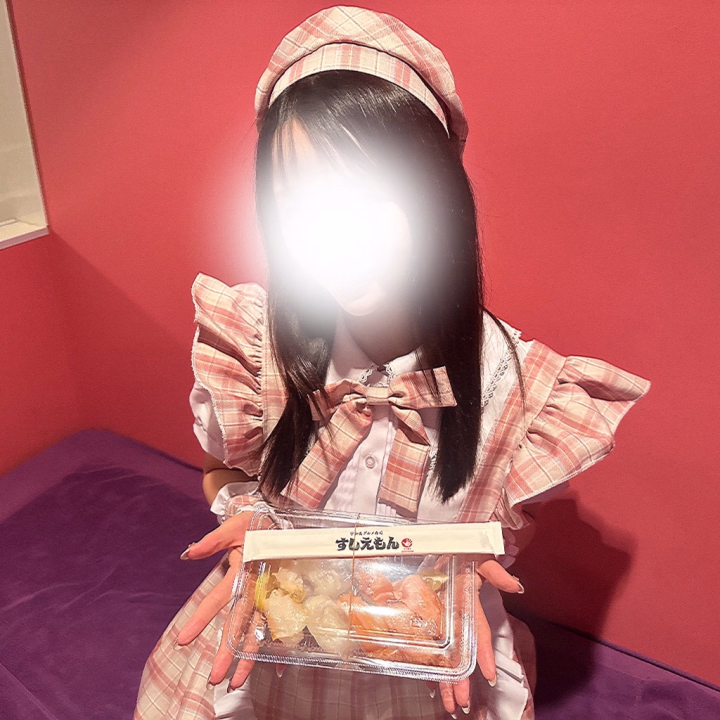 ２日目も会いに来てくださった
お兄さんありがとうございました☺️✨


本指さんお寿司買ってきてくださり
ありがとうございました🙇‍♀️
出勤終わりいただきました🙇‍♀️


明日からも頑張ります💪✨✨


めめ