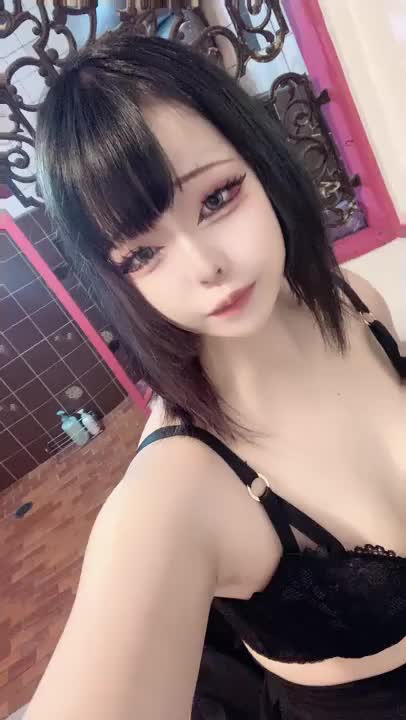 るうです！

今日遊んでくれたお兄さん！
お誘いありがとうございました！
明日明後日お休みいただいてます！
土曜日からまたいてるので
沢山お誘いしてくれると
すごく嬉しいです！！

お誘い待ってます！
るう🐈‍⬛