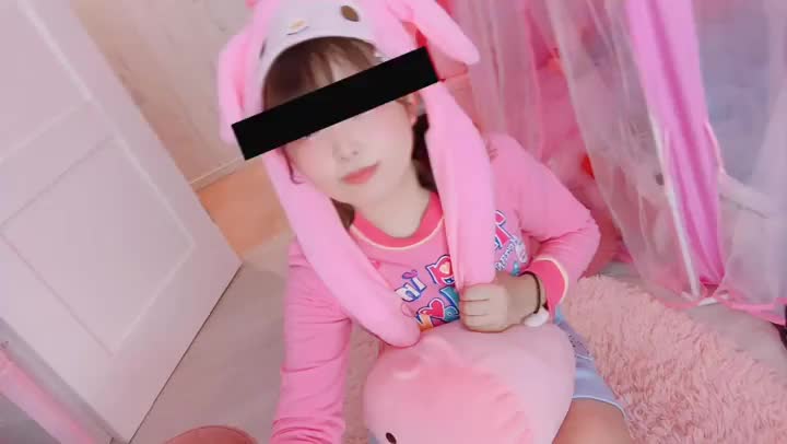 最終日ですが、最後にふりるからプレゼントがあります🎁
最後は満枠といかなくても、沢山ご予約いただいてお店に恩返しできたら…🥺と思ています✨️
張り切りますね（｡･ω･｡）
