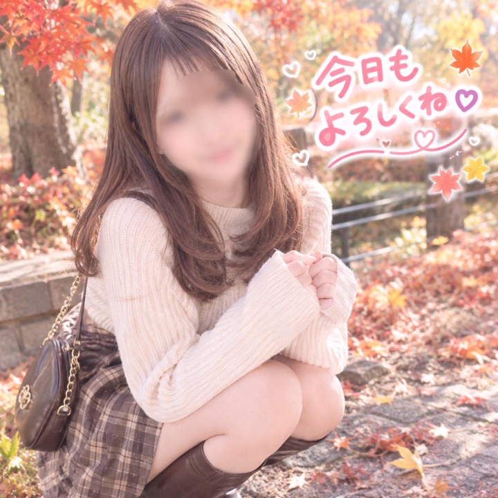 お兄様達、おはよう〜🥰💗

今日は 7時から出勤予定です✨

そして今日もハロウィンイベントだって〜！🎃👻💕
お店もハロウィンの雰囲気で盛り上がってるのかな？🤭🧡

……ちなみに私はパジャマですっ😂💕笑笑

ハロウィンなのにパジャマって、ちょっと自由すぎるかな？🤣💗
でも、パジャマ姿の私も楽しんでもらえたら嬉しいなっ♡♡

朝早くからお兄様達に会えるのを楽しみにしてるよ🌙*.｡
今日もいっぱいお話しして、楽しい時間を一緒に過ごせたらいいな( ´꒳` )💕

お仕事のお兄様も、お休みのお兄様も、今日も1日無理せず頑張ろうね🍀✨

それでは、本日もよろしくお願いしますっ🧸💓
素敵な出会いがありますように……♡♡