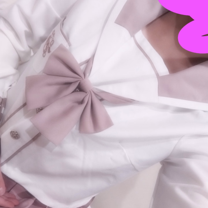 こんばんは、ぽんずです🐾💕

外もだんだん暗くなってきて、すっかり夜の雰囲気ですね✨
みなさんはどんな夜を過ごしていますか？🥰

私は本日初出勤ということで、朝からたくさんのドキドキとワクワクを感じながら過ごしています🌷
慣れない場所での出稼ぎなので最初は緊張していましたが、優しく接してくださるお兄さんのおかげで少しずつリラックスできるようになってきました💓

今回の出稼ぎは7/2までの期間限定になります🐾
短い期間だからこそ、一つひとつの出会いを大切にしたいと思っています✨
「タイミングが合わなくてまだ行けてない」
「少し気になっていた」
そんなお兄さんがいたら、ぜひこの機会に会いに来てくださいね🥰

普段はおっとりした性格で、ゆっくり過ごす時間が大好きです💕
もちろん楽しくおしゃべりするのも好きなので、お仕事の話や趣味の話、何気ないお話までたくさん聞かせてください🌷

夜は少し人恋しくなる時間でもありますよね✨
そんな時に「会えてよかったな」と思ってもらえるような時間を一緒に過ごせたら嬉しいです🐾💓

本日は24時まで出勤しています🌙