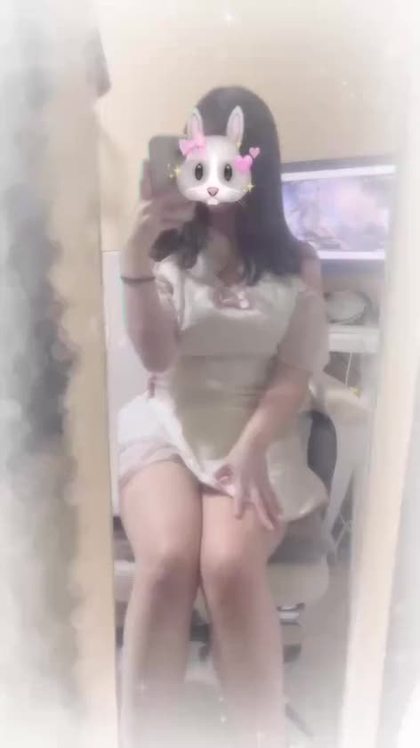 おつかれさまです‪🫶🏻‎🩵

出勤してます🎀
先頭遊んでくれたお兄さま
ありがとうございました😊♡

待機中です( > <。)!!!

金曜日だよ～!!
ちょっとあったかくなったし
○○解消しよ～⸜❤︎⸝‍

待ってます🌟

りの🐿

♡.*･ﾟ┈┈┈┈┈┈┈┈┈┈┈ﾟ･*.♡
