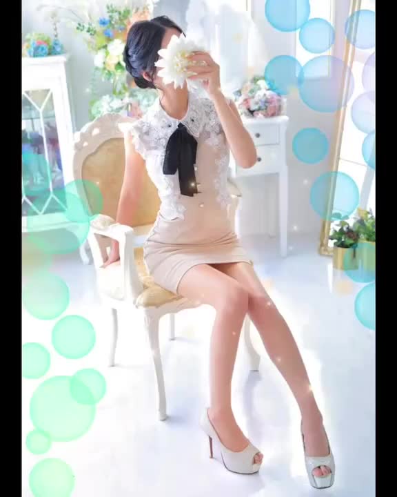 初動画