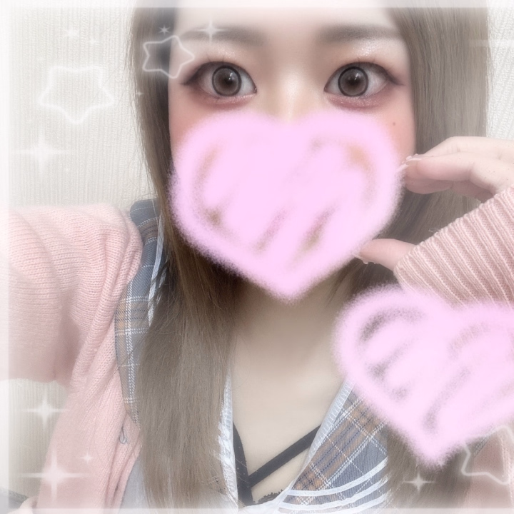 ♡﻿

まだ居る♡23:00まで居るの激レアですyo ❤︎
今日条件付きだけど愛に来てくれたら
とーーーっても嬉しい‪🫶🏻︎🩷🫧