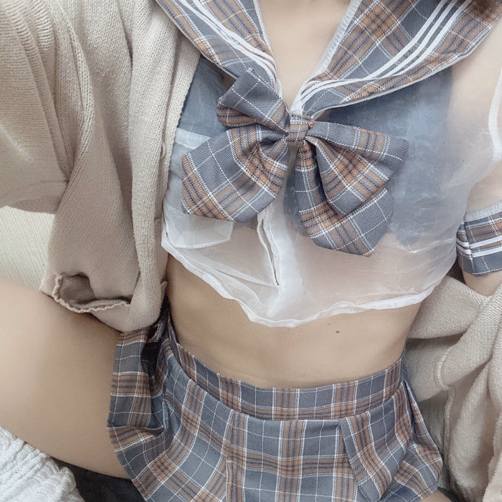 おはようございます(っ ॑꒳ ॑c)🩷
お店着いたよー😊✨✨

今日は18:00まで(⊃ᴖ⩊ᴖ)⊃
今日は涼しいみたいだね🍃⛅️

雨降りそう😭雨嫌い😭😭傘も持ってきてない😭笑
雨降らないと信じて‎( وｰ̀֊ｰ́ )و笑

今日も元気いっぱい頑張ります(ง •̀_•́)ง🩷🩷
いっぱい遊びに来てくれたら嬉しいです♡