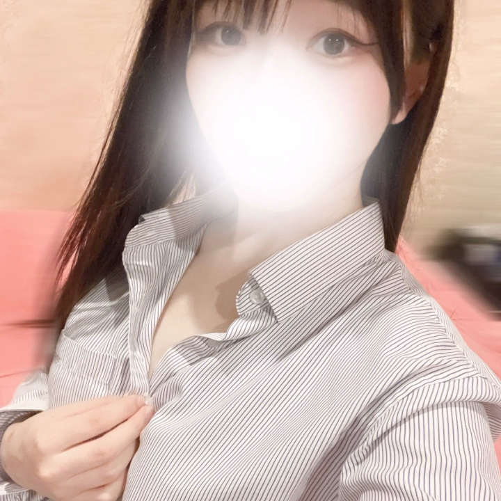 先程は､ありがとうございました🙌🏻


洗体の時から少し触っただけで
気持ちよさそうにしてて
おっきくもしてたね😏


いっぱい気持ちよかったかな？🤭💞









入れた時に
ナカ狭いね｡気持ちい♡
って褒めてくれてありがとう🫶🏻


反応がかわいかったから
きゅっ！ってしちゃった🤭






またのお誘い､お待ちしてます🌟