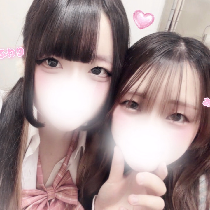 この前学校のイベントにお邪魔させてもらったときにふわりんと撮った〜📸
今日は電車でイベントです🎶
女の子いっぱいいるのでぜひ来てみてください🙌🙌