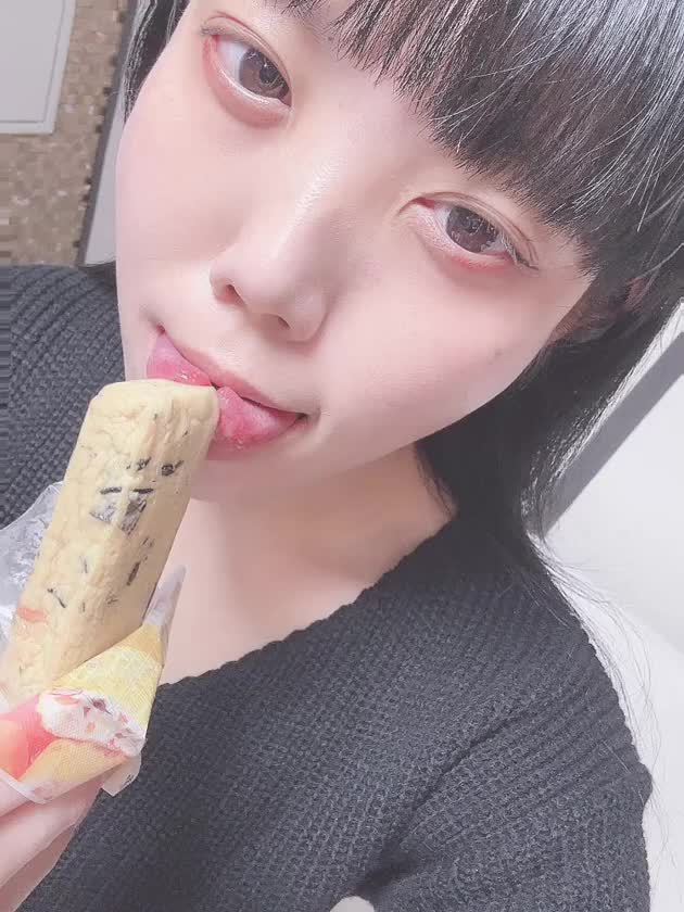 3月は🛁*。
13日⏰7:00-18:00
16日⏰7:00-15:00
18日⏰7:00-15:00

ぺろぺろしてるのみて興奮しちゃったらごめんなちゃい💞笑
お店でもっと舐めさせてくださいねん👶🏻ྀི


15日までお店割引キャンペーンもしてるみたいなので是非使ってください❣️
会えるの楽しみにしてます💞

りつ
