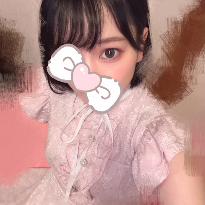 おはようございます！
明日7-19出勤いたします🎶
お話するの得意です！笑
ぜひ逢いに来てください〜！