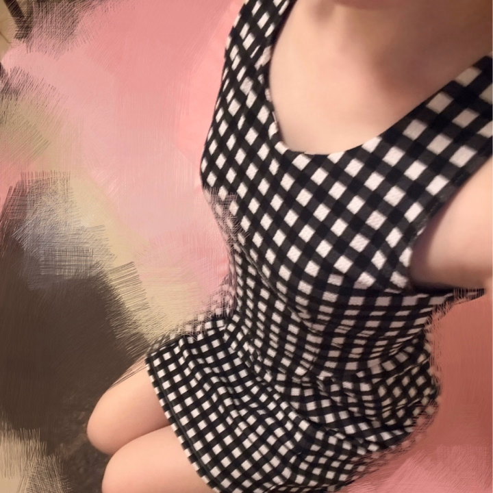 おはようございます☀️
涼しくてちょうど良い気温✨️
今日も頑張っていきましょ〜
本日7-19にて出勤いたします🎶