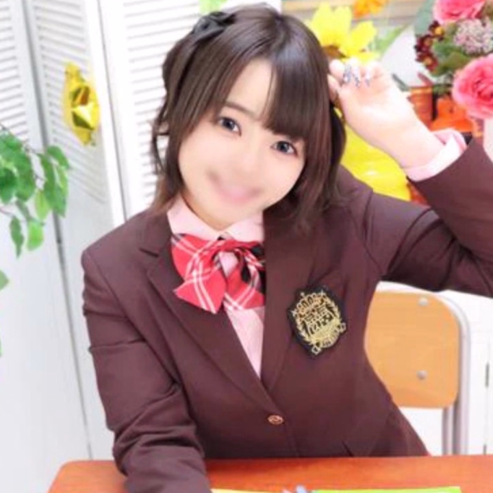 6/5 13:00からの本指名のお兄さん🗻

2度目ましてありがとうございます😊
差し入れも珈琲好きなので嬉しいです💕✨️

前回の時マッ〇も気になってくださった
みたいで今回ゆったりマッ〇堪能してもらえてよかったです✨️
乳〇弱いって言ってたからいっぱい責めたら、すごい気持ちよくなってもらえたみたいでよかったです💕

私人見知りがあるので1回目より2回目からの方がよくお話するんですけどお話もすごい楽しいって言ってくれて幸せでした🥺
ほんとに人生色々起こりますよね🤔

熊本行くかもっていうお話した時熊本の有名なもの色々教えて貰えて感謝です🙏
九州でも車で行くかもってお兄さん行ってて、ドライブ距離半端ないなと思い驚きました💦

前より沢山お話出来て、面白いし話しやすいしすごい良いって言ってもらえてよかったです💕
私もお兄さんなんでも笑って聞いてくれるのでお話しやすくてありがたいかぎりでした🥹‪

次回8月かもなんですって言ったら驚いたけどまた来るねって言ってもらえてありがたいです♡

また熊本とか色んなとこのお話沢山しましょ🎵
ありがとうございました➿🎶
