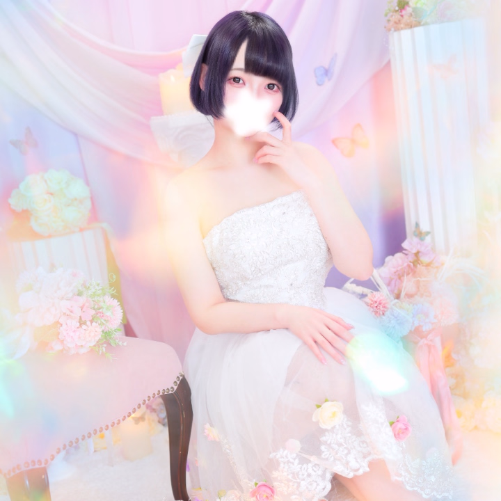6/5 10:00からの本指名のお兄さん🫐🥣

ゴルフの度に会いに来てくださって嬉しいです💕 3度目ましてありがとうございます😊

いつもお飲み物の差し入れもありがたいです🙇‍♀️

なんか次するお仕事のお話しとかしたり、お兄さんの今までのこととか沢山聞けてこんなこともあるんだなとか、最近色々パワハラとか厳しいよなぁと思って聞いてました🤔︎︎💭

私の長年の友人もちょっと怒られただけですぐパワハラだぁーって喚いて仕事辞めてたのが懐かしい😂 さすがにやばいかもって言ってから頑張ってるみたいで素直すぎるから可愛いんですよね💭

他にも色々飲み会とかマニュアルとかの話懐かしくて来年か再来年からまた頑張らないとかもなという気持ちになりました💦

ぷれぃもいつもめっちゃいい、はやく終わっちゃうって褒めてくれて嬉しい…///♡

いつも色んなお話とか将来のこうしたらいいよとか教えてくださってありがとうございます😊

また、次はゴルフのお話とかも聞いてみたいです⛳️

ありがとうございました✨️🎀