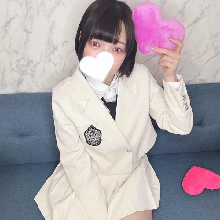 5/30 10時からの本指名さん🕊💌

まさかの今回の期間の初日ぶりで驚きました😳 
沢山会いに来てくださって幸せ💞
もう今売ってないシナモンのキーホルダー可愛すぎてこんな可愛いのいただいていいの？！ってなりました✨嬉しい🎶

日記みて悩んでるなぁって心配してくださってお忙しい中来てくださったの感謝しかないです🥹

こういう時期もあるよねってなれたしお兄さんみたいに会いに来てくださって優しい方にはとても感謝しかないです✨️
いつも貰ってばっかだから次は私もなにか持ってこれたらな💭🤔

ほんとに毎回可愛い差し入れや優しい言葉
ありがとうございます♡
これからも仲良くしてもらえると嬉しいです💭