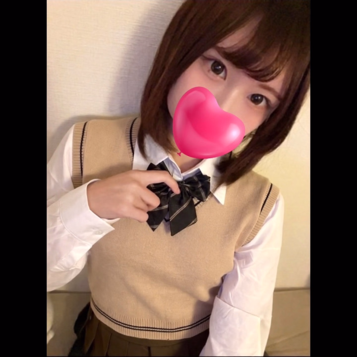 はじめまして💕

明日からお世話になる事になりました！

ゆず制服着てみたんだけど、どうかな？🥹

少し恥ずかしいけど、コスプレ無料なので
ゆずの制服見たい方！電話で言ってみてね❣️

色んなオプションできるようになってるので
ゆずの事いっぱい恥ずかしくいじめて欲しいなぁ💭