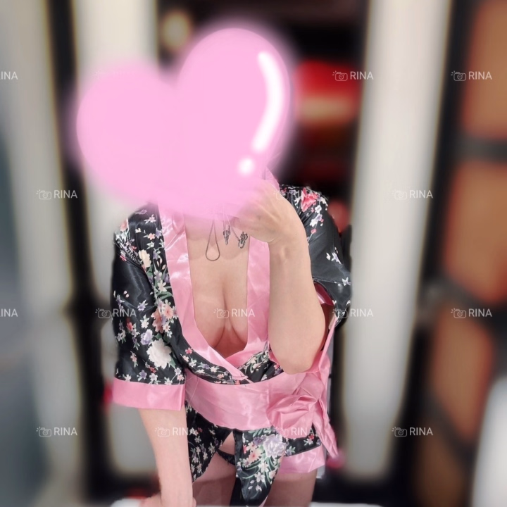 お疲れさま☺️✨
今日はLASTまでいます🫧

「今日は真っ直ぐ帰ろうかな」 
そんなお兄さんも気が変わったらぜひ会いに来てね💕

たまには自分を甘やかす時間も大事✨
そして…

この日記を見たお兄さん限定📣 
【パネル指名料無料】です☺️💓

電話は店頭でスタッフさんに
『りささんの日記見た』って
合言葉みたいに伝えてね🫧 

お待ちしてます✨