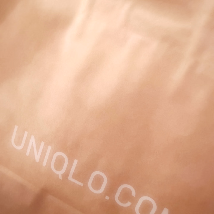 こんにちはー(^o^)/

昨日上着を紛失して悲しみにくれてたら上着差し入れてくれた神✨️😢💧
ありがとー♩♩

私は今日がゴールデンウィーク最後なので遊びに来てくれたら嬉しいです( ͡ _ ͡°)ﾉ⚲ ♫ご案内はお部屋の状況次第なのでお店にお問い合わせください✉️