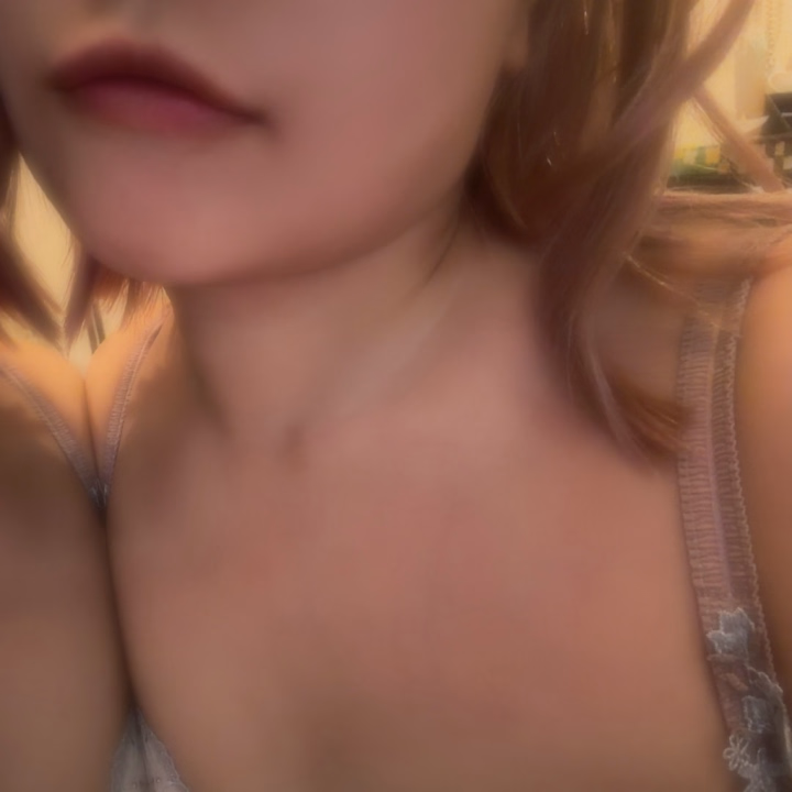 こんばんは

てんですヽ(*'▽'*)ﾉ

先週も今週も会いに来てくれたお兄様方、ありがとうございました🙂‍↕️❣️大変感謝です！！

本日この後と、明日の出勤でまた長期お休みに入るのでよかったら会いに来てください♡