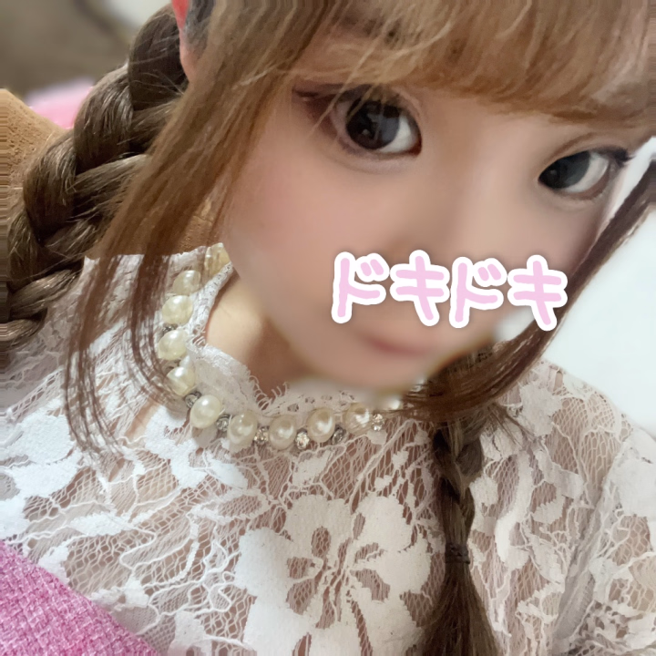 おはようございます！こいのです♡


元気に出勤しました🙋‍♀️✨

最近はすっかり梅雨らしいお天気が続いていますね☔️

湿気で髪の毛が言うことを聞かなかったり、なんとなく気分が上がらなかったり…🥲

そんな季節ですが、今日もこいのは元気に頑張ります💪🏻✨


本日は15時までおります🍀*゜

お時間合うお兄さんがいたら嬉しいです♡

今日もよろしくお願いいたします🪄


🎀五反田こいの 水戸いぶ🎀