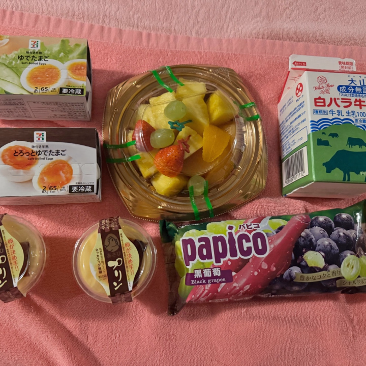好きな物てんこ盛り✨️

ありがとおお〜！

載せなくていいって言われたけど嬉しかったし載せちゃうよーん

いつもほんとに優しくしてくれてありがと、
しんどいことも相談乗ってもらっちゃって💦

常に元気でいられるよう頑張りますよ！！

私のこと支えてくれてありがと！これからもよろしくね！

まき