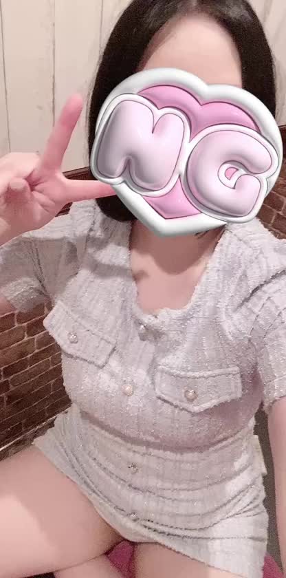 1週間ぶりの出勤♡﻿

なんだかすごく久しぶりに感じる😂

あいに来てくれたお兄様ありがとうございます🫶

そしておやすみの間もいいね沢山押してくれたお兄様、メッセージくれたお兄様もありがとうございます♡﻿

22時までいるのでまだ枠あるからあいにきてね〜✨