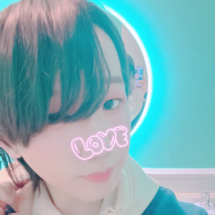 出勤しました✨️

いっぱいイチャイチャしよ❤︎