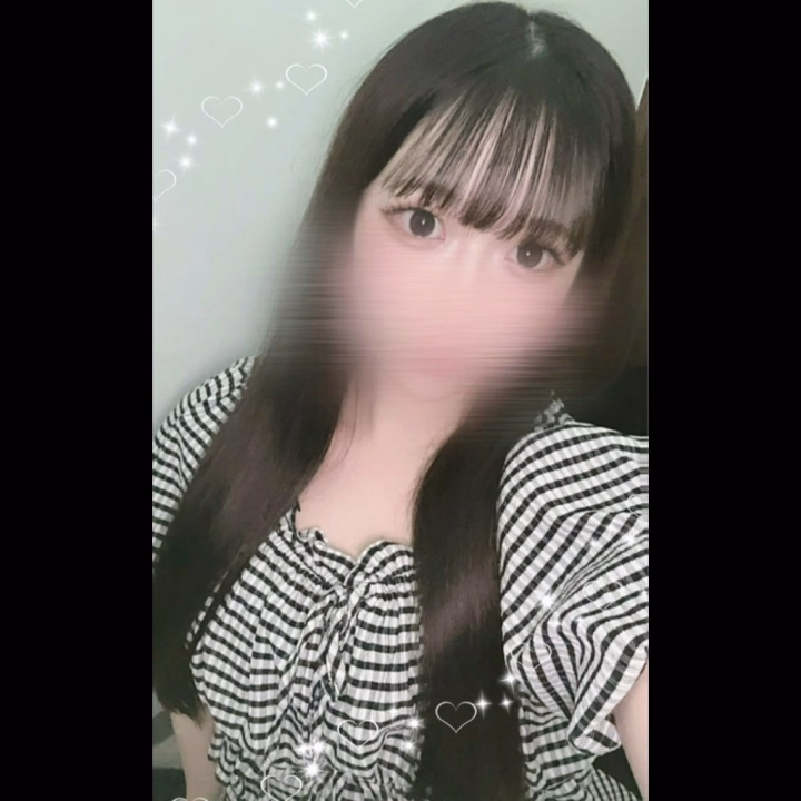 こんばんは！えなです^ ̳ᴗ ̫ ᴗ ̳^♡


出勤してました❣️


本日本指名のおにいさんで完売ありがとうございました‎🥹🤍


明日も出勤する予定なので、予定の合うおにいさん是非えなに会いに来てくれたら嬉しいです🫶🏻


ではまた！💞