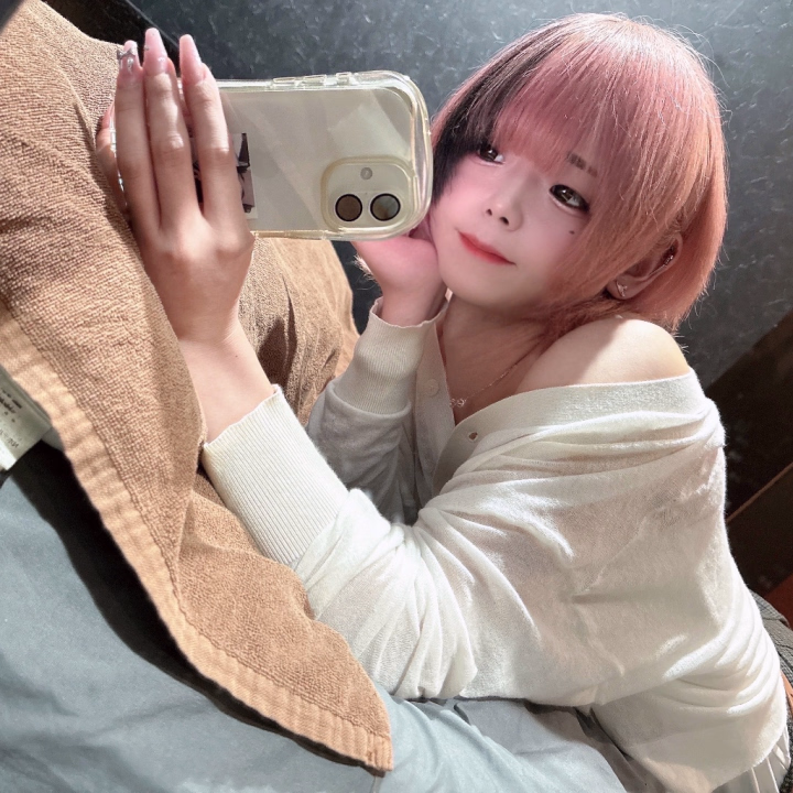 梅雨なんてねむと一緒に吹き飛ばそー！😚✨️