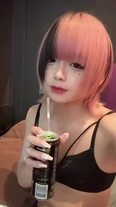 今年も元気に笑顔にえっちしてイキましょーね😚💕
