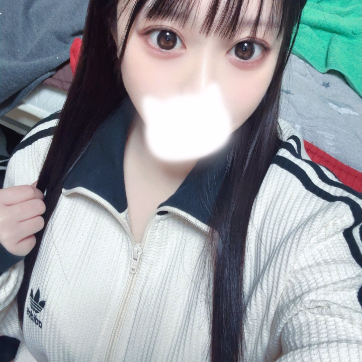 ２日目もありがとう🥰💕

今日はちょっとだけ早く上がらせてもらって、明日に備えてゆっくりお風呂に浸かったよ🛁♡
お風呂に浸かるときは必ず入浴剤を入れるタイプです🙋🏻‍♀️

今日も色んなお兄さんにお誘いいただけて嬉しかったよ☺️
沢山色んなお話するのも大好きだし、まりかが攻めるの、たくさん褒めてもらえたり、嬉しかったな😽
何十年ぶりにきた！ってお兄さん達も、まりかを選んでくれてありがとう❣️

明日は土曜日！もっと沢山のお兄さんに会えるといいなあ🥰
明日元気でお兄さんにお会いできるように、寝ます😴💗