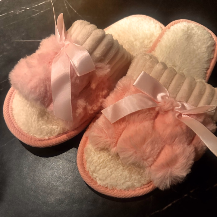 かわいいスリッパ🩷
プレゼント🎁