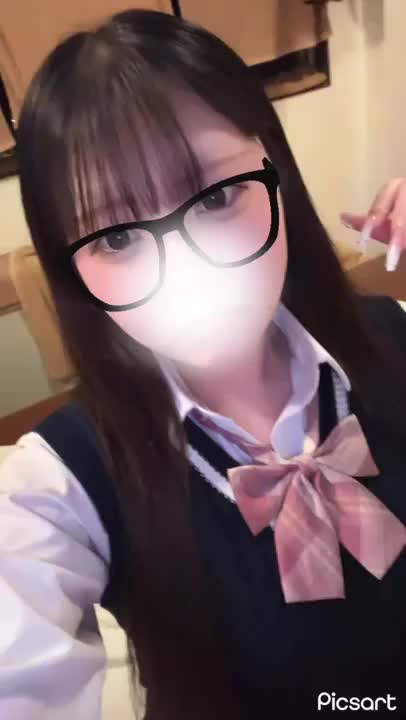 まことです🐰❕
お誘いしてくれたお兄様ありがとうございました🫶🏻🤍

残り半日、悔いのないえ♥ちが出来たらいいな😖

つるつるパイパンおま♥こたくさんいじめてください🙈💕