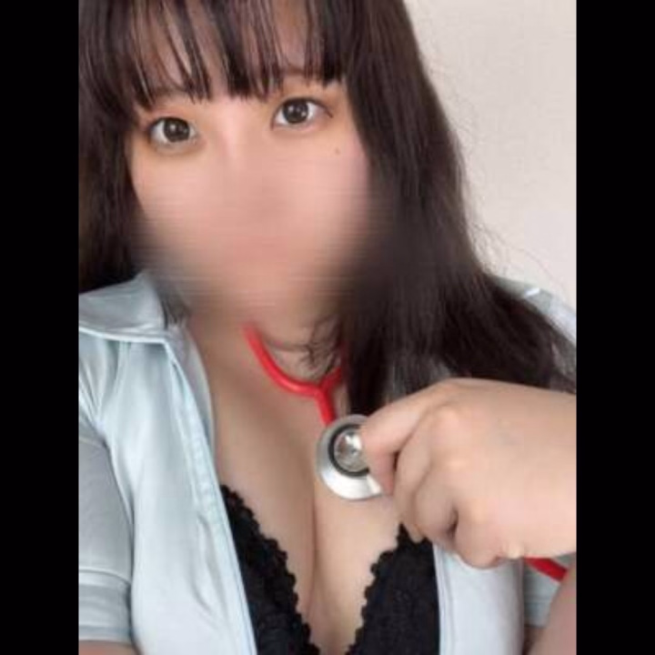 りりあちゃんへの恋の病に
かかったら、大変だよ〜😵‍💫💘
 
抜け出せないように注射とか
しちゃうかもね🤭💉
 
覚悟しててね😼
 
りりあ🐰