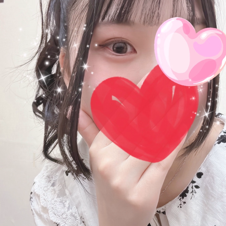 まりなです✨️
明日18時半～21時半出勤します❤️‍🔥
短い時間となりますが楽しく過ごしたい～❕

昨日の出勤ではたーくさんハグしちゃいました🫶🙌明日もたくさんくっつきたい☺️