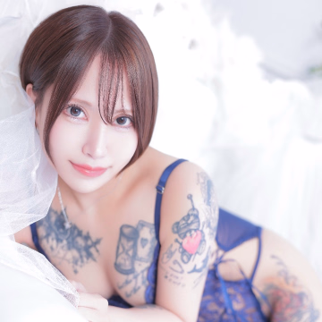 望月 華もちづき はな