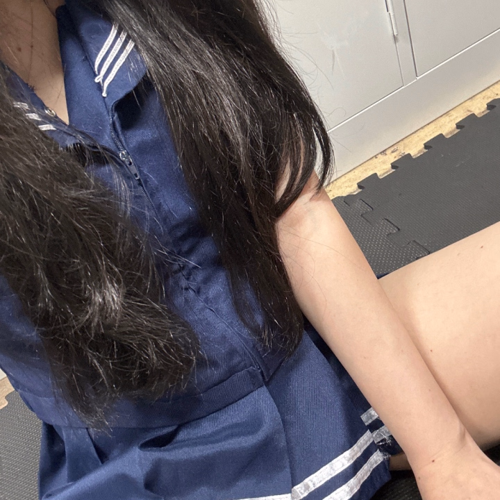 はじめまして♡さゆりです♡よかったらフォローとメッセージお待ちしてます♡