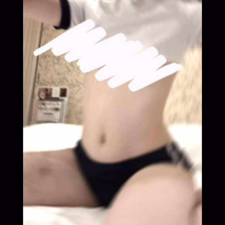 ＼06/15-16にかけてのお礼日記／

夜いてたのよ。
今日はちゃんとすぐお礼書いててえらい(꒪¯꒳​¯꒪)いいこでしょ？ほめて。
今日はほとんど隙間なくお兄様方に会えてうれしみだった。



〇201号室のお兄様(70分)

hpから事前に予約してくれてありがと！会えるのめっちゃ楽しみにしてた！お茶買ってくれたも買ってきてくれてて天才すぎた

声可愛くて興奮していっちゃったのキューアグすぎるから、、私より可愛いのやめれる？？？

よしよしもぎゅーもいっぱいでうれしかたなぁ。谷やんってYouTube見てみるね！！教えてくれてありがと！


〇203号室のお兄様(60分)

出会って初手から可愛いっていっぱい言ってくれた！てれちゃう。

一緒に気持ちよくなれたのうれし。いちゃいちゃいっぱいなのしあわせ！自分で自分のこと紳士って言っちゃうのうけた
笑それ逆に怪しいで( ◜௰◝ )

東京でのお仕事が明日あるのやばすぎよ。次はもっと長く一緒にいたいね。


〇101号室のお兄様(80分)

やさしいお兄様！お話いっぱいできてうれし！！株とか積立の話まじで参考になった！お仕事の業種も一緒で最