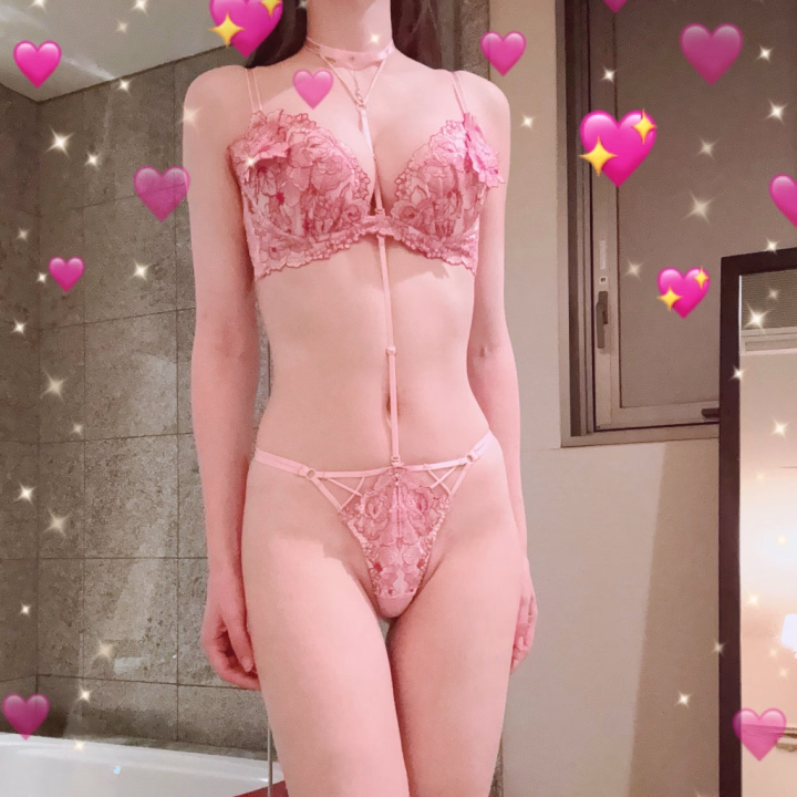 今回は来週いっぱいまでいます✨

今週末来れなかった方は来週末にきてくれたら嬉しいです〜💝

ご予約をお待ちしています♪