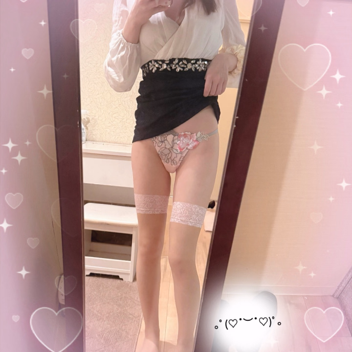 今日も元気に出勤してます✨


イチャイチャしてくれるお兄さんたちを待ってますね💋